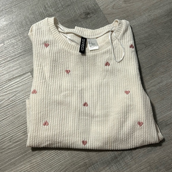 H&M LONG SLEEVE. - Picture 1 of 5